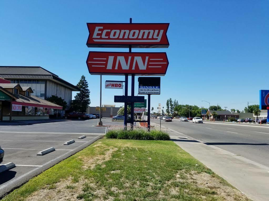 Economy Inn Фресно Экстерьер фото